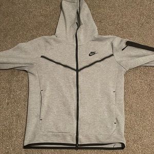 Nike tech jacket